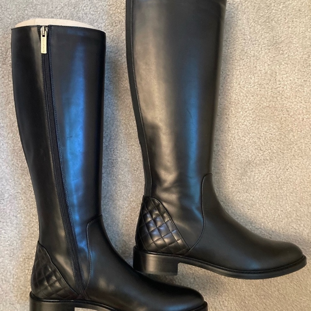 Brand new Geneva Aquatalia boots